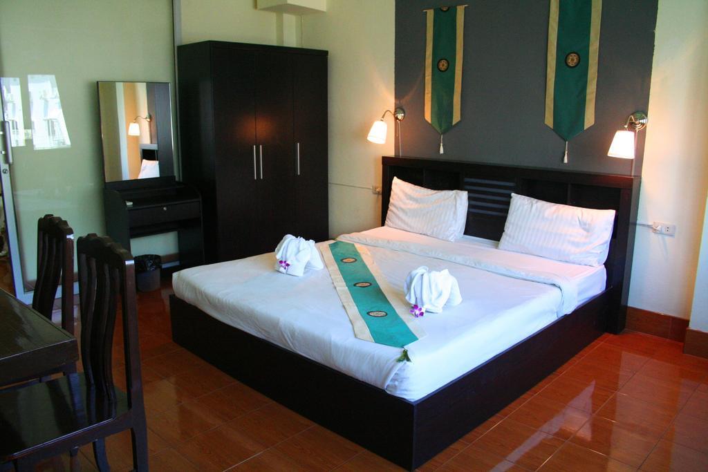 2Gether Guesthouse Karon Chambre photo